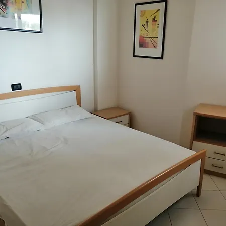 Apartment Semiramis Sul Mare *